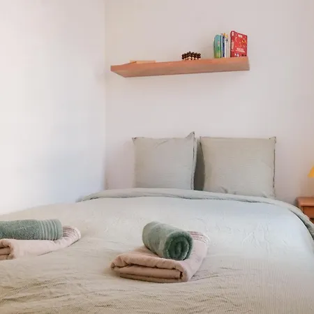 Grand Proche Quartier De La Pironniere - 4 Personnes