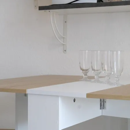 Grand Proche Quartier De La Pironniere - 4 Personnes Apartment