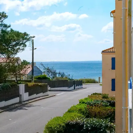 Grand Proche Quartier De La Pironniere - 4 Personnes Apartment